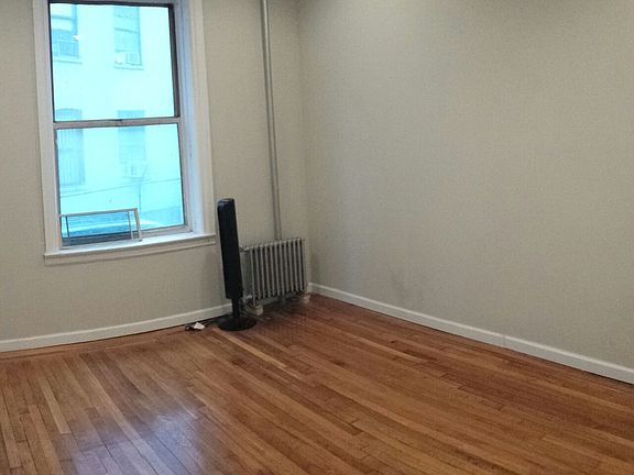 3rd image of 530 E 22nd St APT 3H