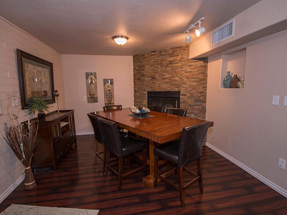 5th image of 601 W Calle Sevilla