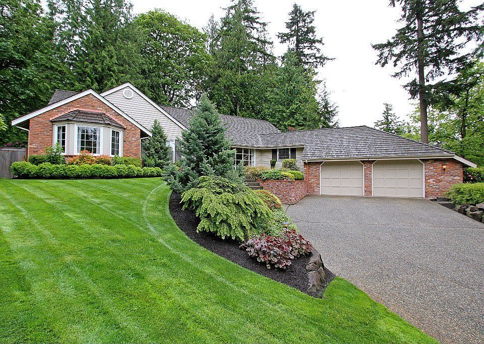 1st image of 3722 204th Ct NE