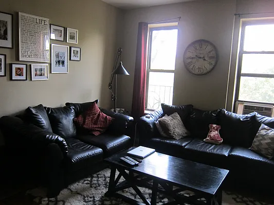 Rented by Realty 2000 Corp | media 60