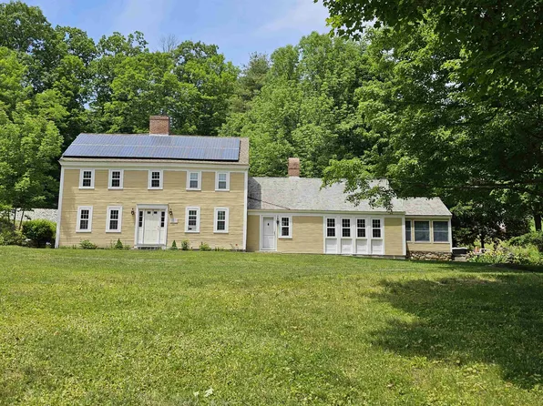 17 West End Highway, Wilton, NH 03086