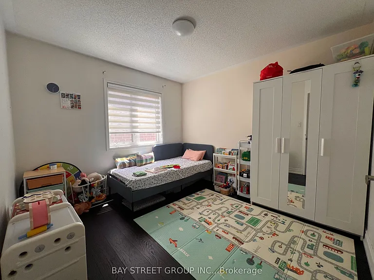 66 Robert Parkinson Dr — Photo 14
