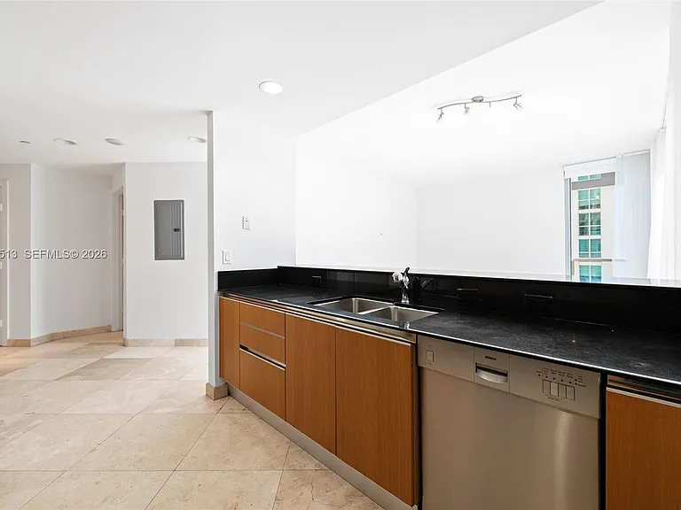 1050 Brickell Ave #3314 — Photo 7