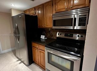 15830 SW 91st Ct, Palmetto Bay, FL 33157
