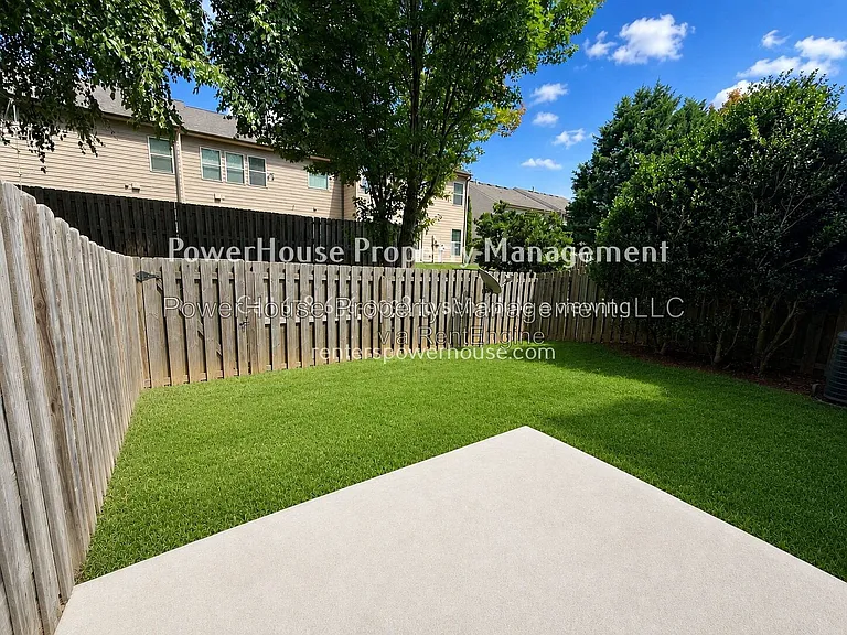 1045 Township Cir — Photo 45