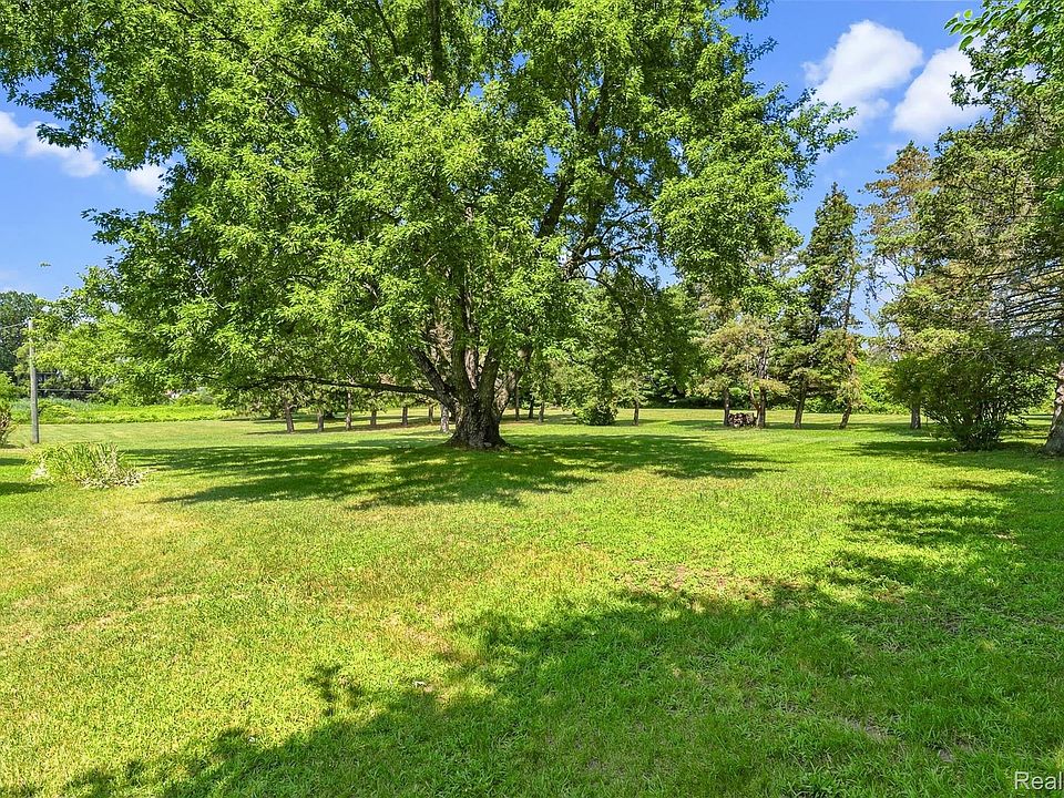 2285 Peppermill Rd, photo 4