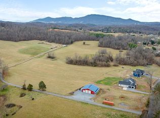 104 Howard Hyder Rd, Johnson City, TN 37601