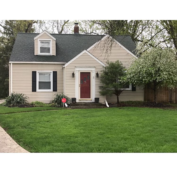 1st image of 1822 Elm Dr