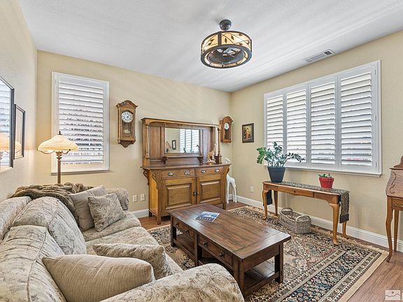 5th image of 2892 Granville Dr