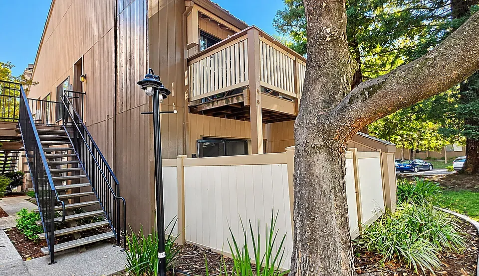 508 Woodside Oaks #3