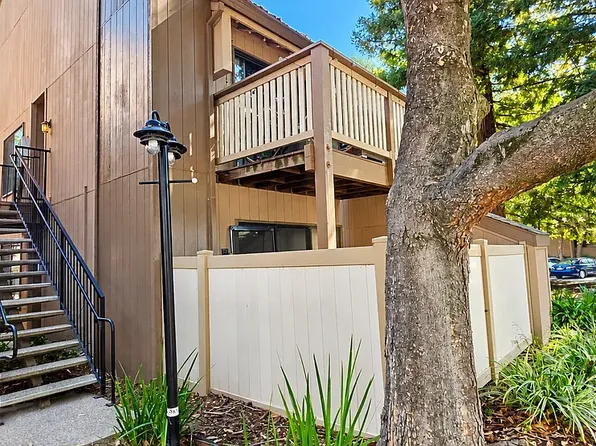 508 Woodside Oaks APT 3, Sacramento, CA 95825