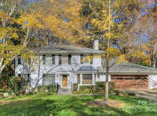 1360 Betsy Dr, Charlotte, NC 28211