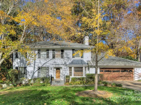 1360 Betsy Dr, Charlotte, NC 28211