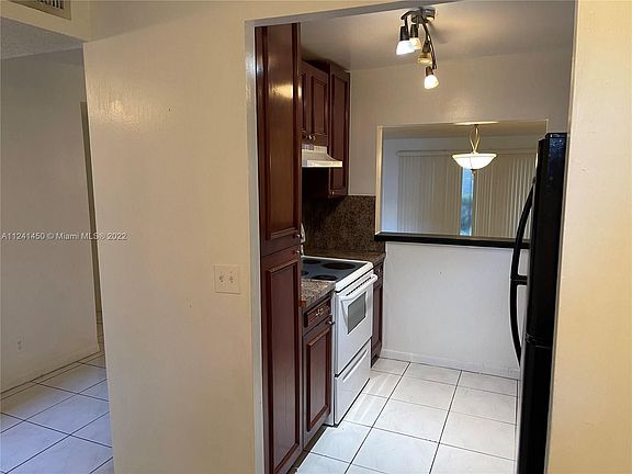 5th image of 2700 Coral Springs Dr APT 101
