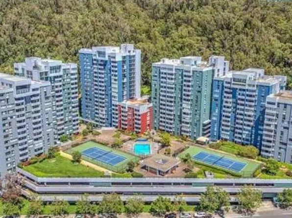 555 Pierce St APT 735, Albany, CA 94706