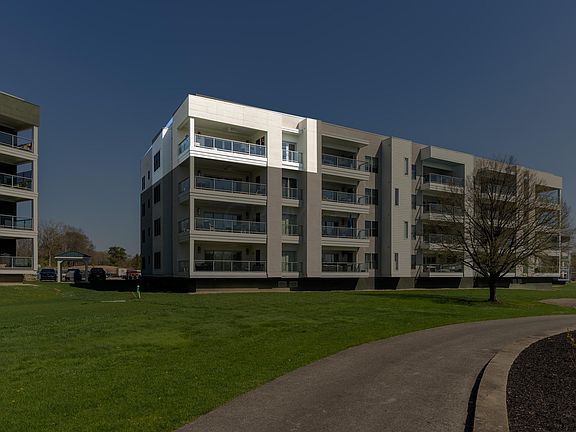 4th image of 5285 Highpointe Lakes Dr #3405