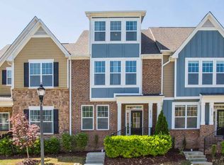 4013 Overcup Oak Ln, Cary, NC 27519