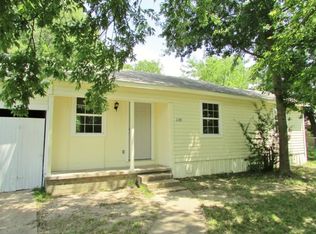 109 W Evans Ave, Bonham, TX 75418