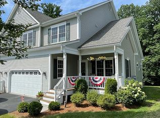 36 Dunbar Dr, Essex Junction, VT 05452