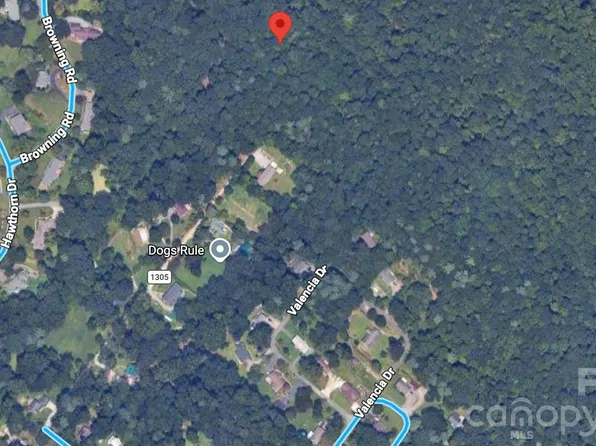 912 Halstead Blvd, Hendersonville, NC 28791