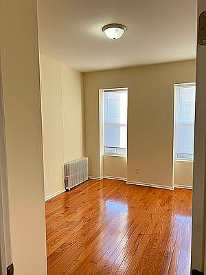 4th image of 3125 41st St APT 2