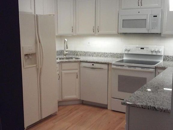 2nd image of 4 Western Reach