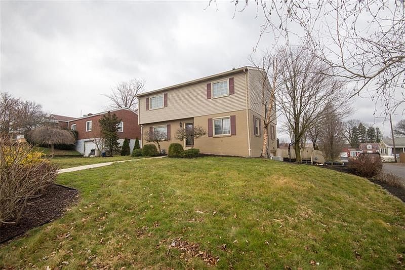 1st image of 245 Nebraska Dr