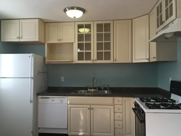 1959 Mark Ave, Lexington, KY 40511