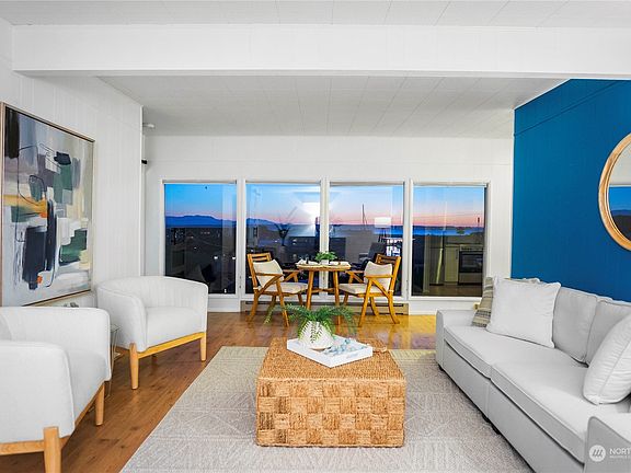 2nd image of 3639 Shorewood Avenue