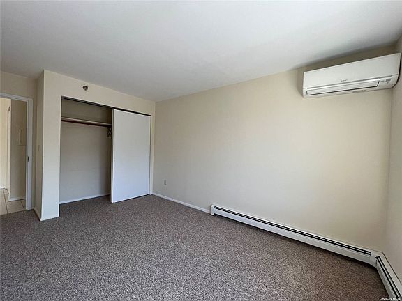 2nd image of 213 Lake Ave