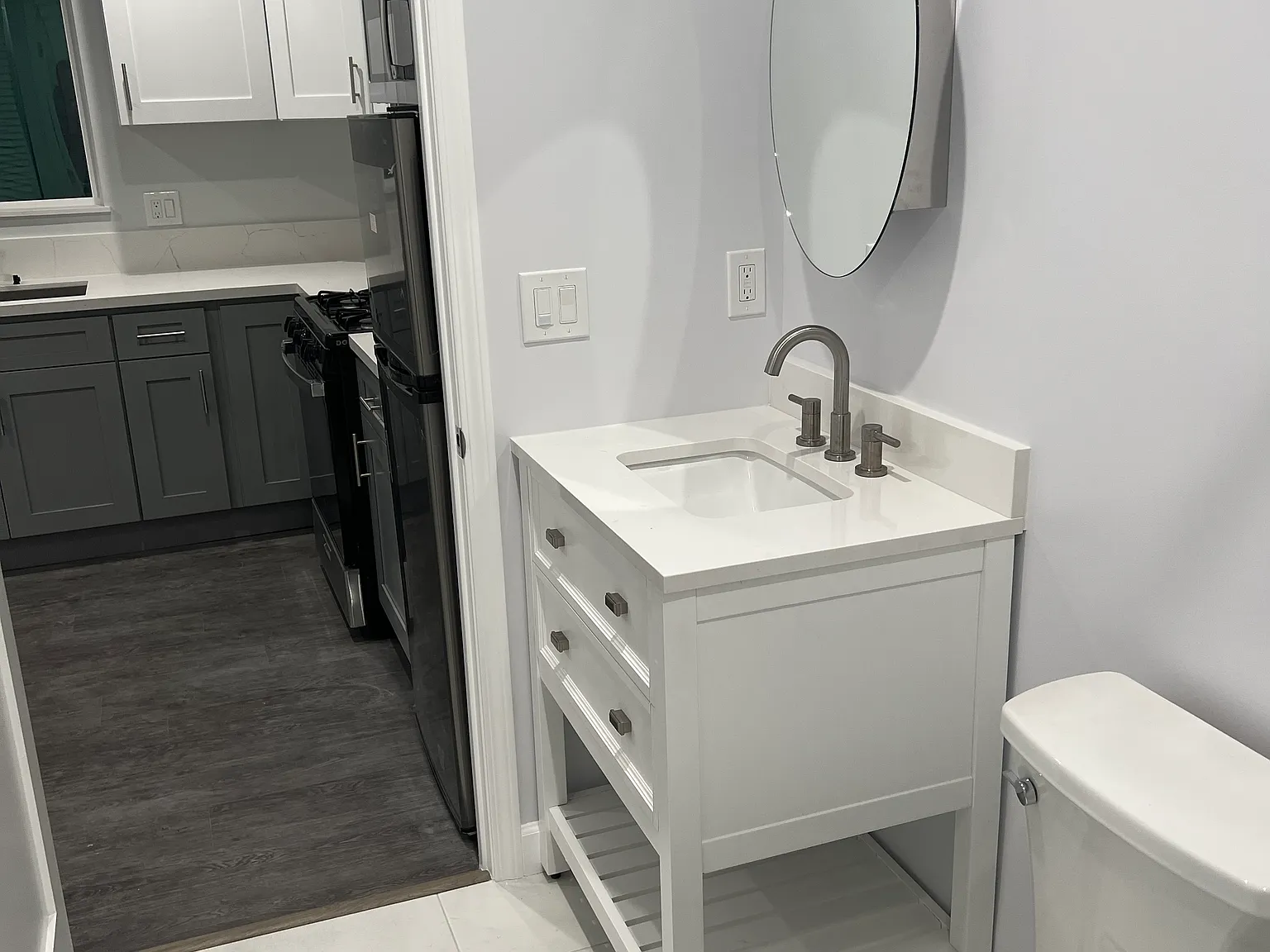 1 bed, 450 sqft, $2,200 — Photo 3