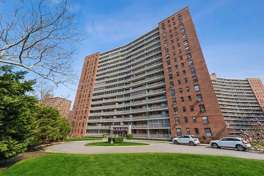 1st image of 6115 98th St APT 11E
