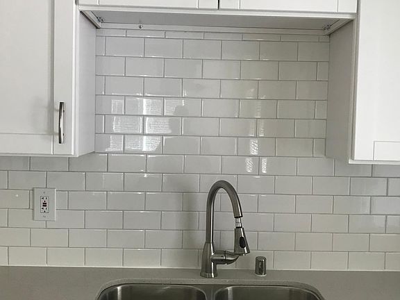 3rd image of 9793 Utica Ct
