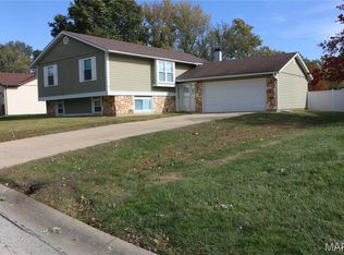 4 Ridgewoods Ct, Saint Peters, MO 63376
