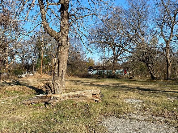 2nd image of 512 Muskogee St