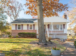 15400 Clayburn Dr, Laurel, MD 20707