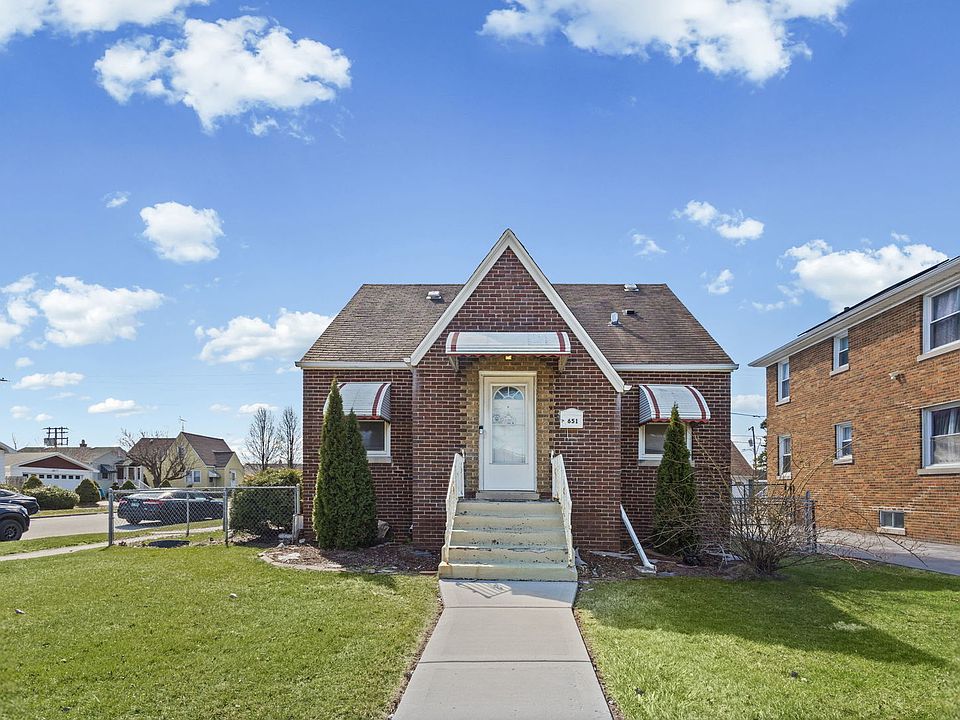 1st image of 651 Sibley Blvd