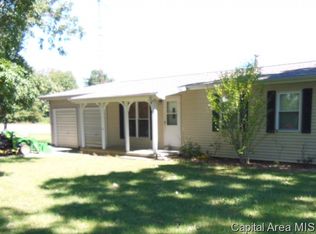 4830 E Park St, Taylorville, IL 62568