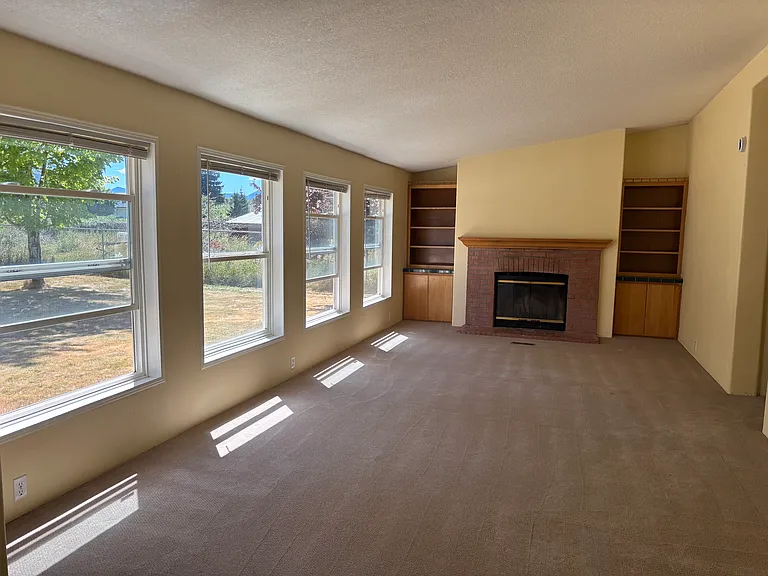 5145 Lost Lake Rd — Photo 4