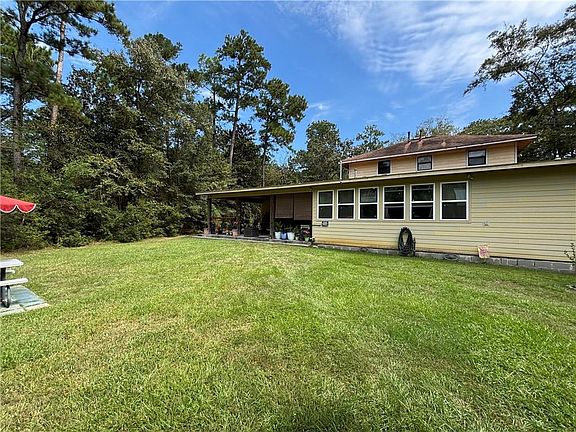 2nd image of 58435 Lynn Rd