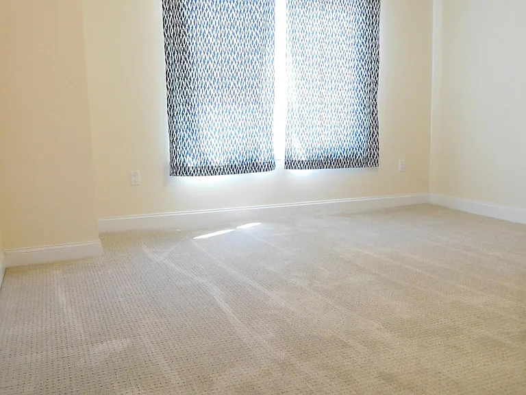 315 Broadway — Photo 29