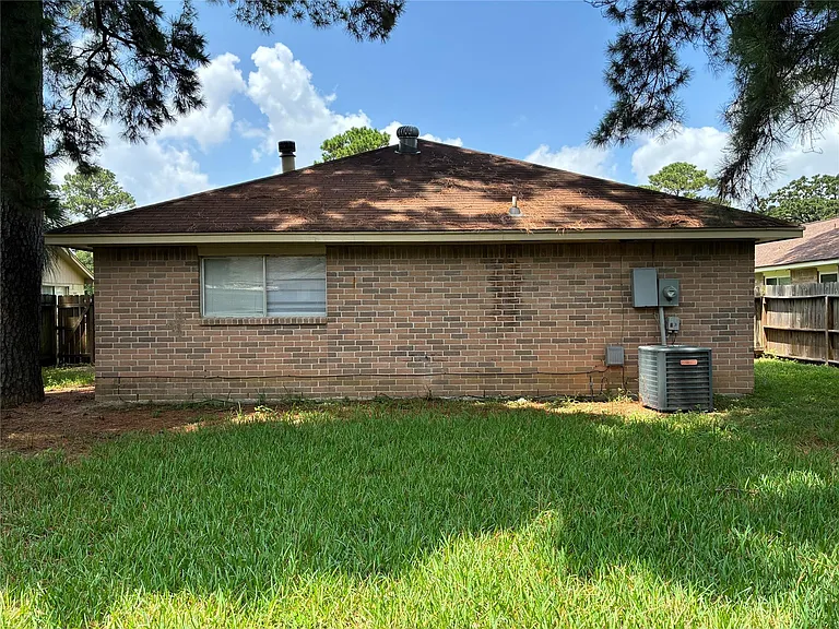 16230 Cutten Rd — Photo 24