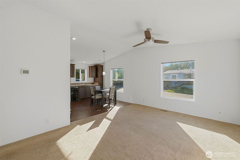 5th image of 512 SW Berry Lake Drive #26