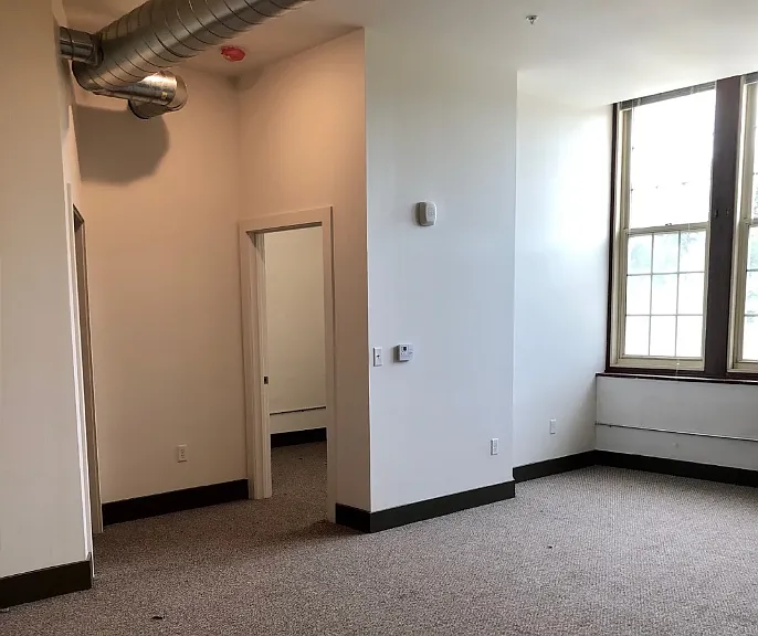 Hawthorne School Apartments — Photo 14