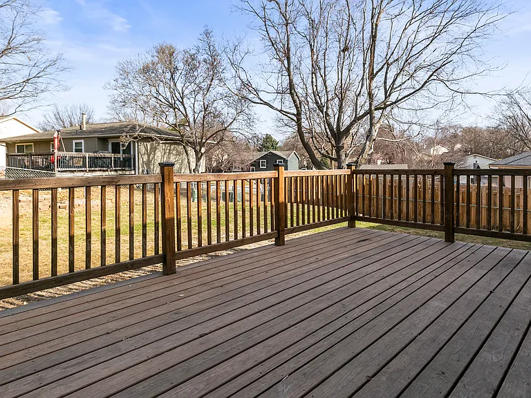 15416 Westchester Cir — Photo 27