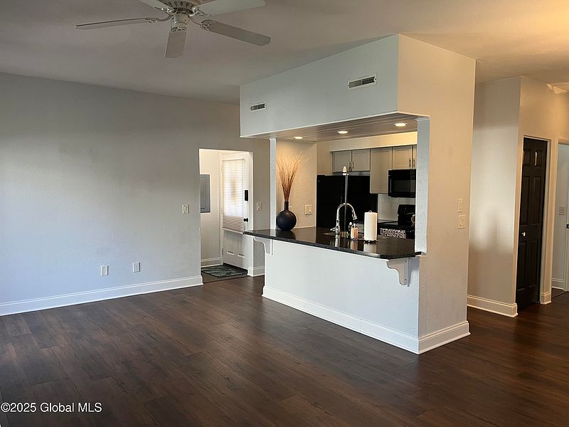 3rd image of 115 Monmouth Way