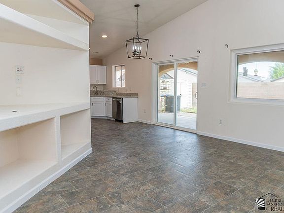 5th image of 10632 E 34th Pl