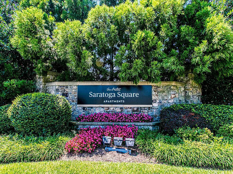 Saratoga Square — Photo 14