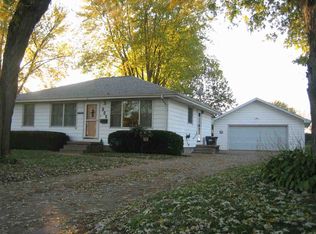 732 Highview Dr, Clinton, IA 52732