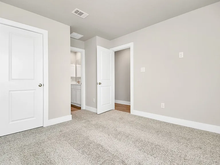 21035 Bay Village Dr #A — Photo 34